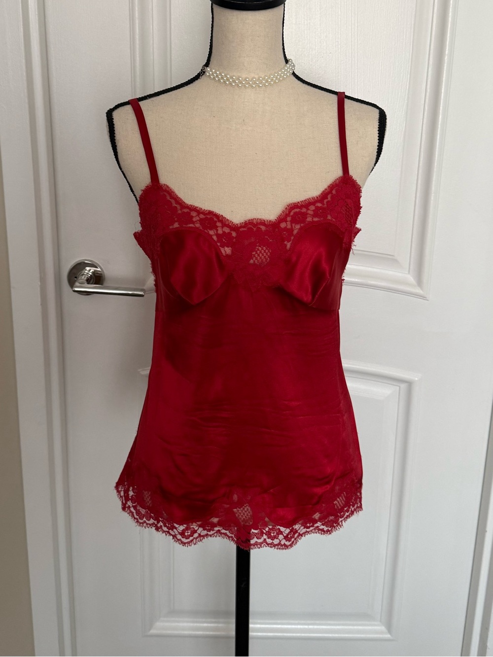 Dolce Gabbana Red Lace Sleeveless Cocktail Dress Top , size 42 or M - Picture 5 of 8